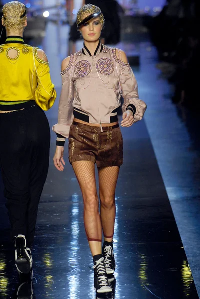 Look 73